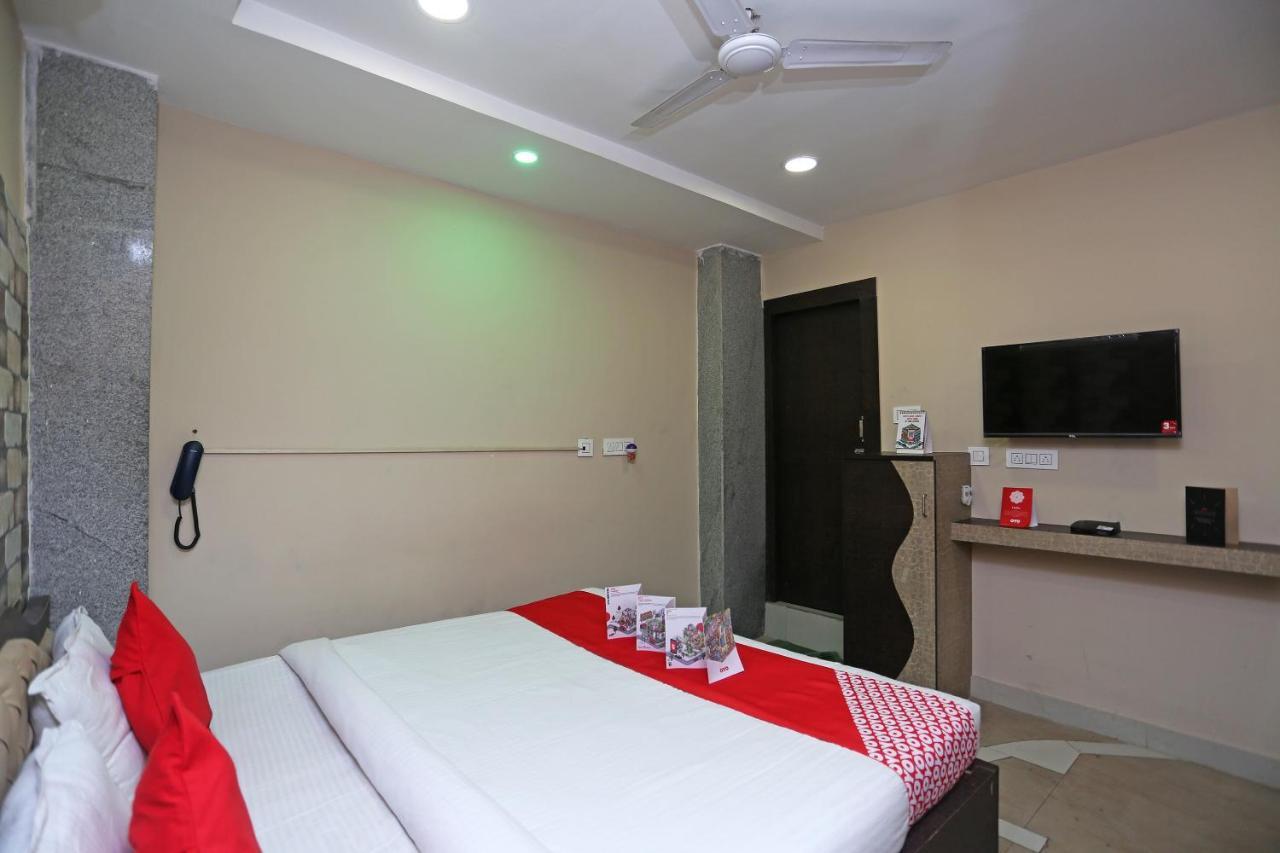 Oyo 14487 Hotel Stay Inn 加尔各答 外观 照片